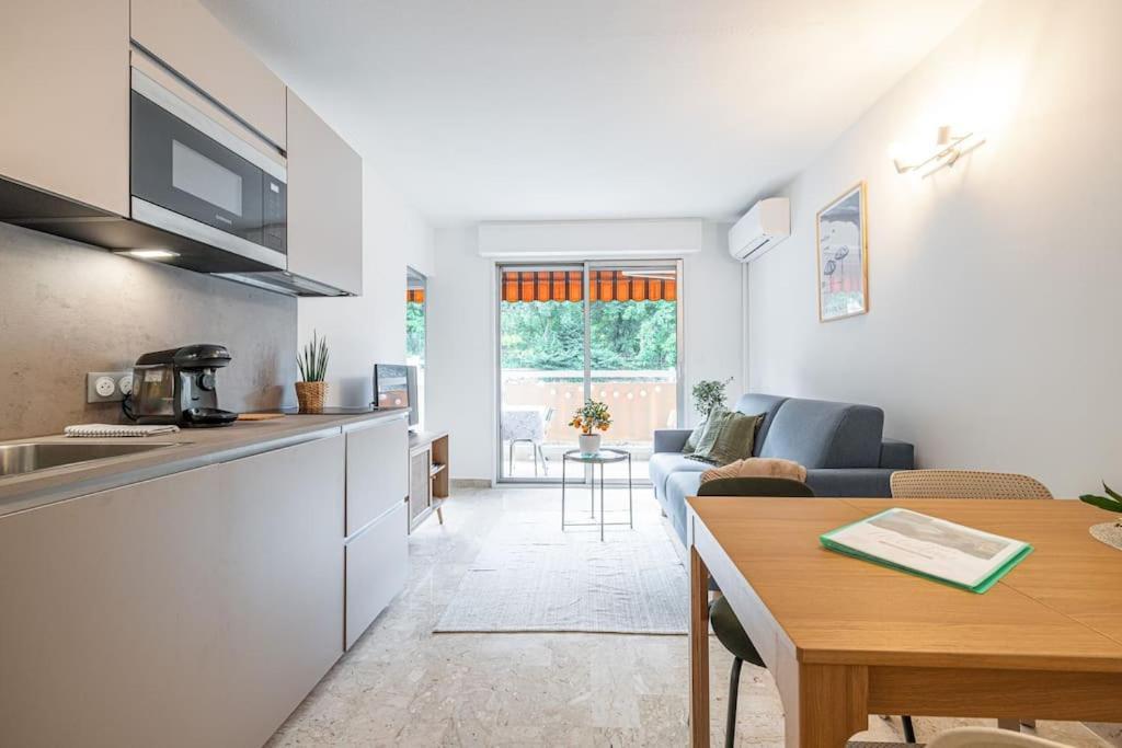 Appartement 2P Renove Avec Terrasse Au Port De Niza Exterior foto